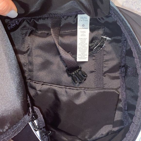 Lululemon Black and Silver Fast and free backpack like new main image 8
